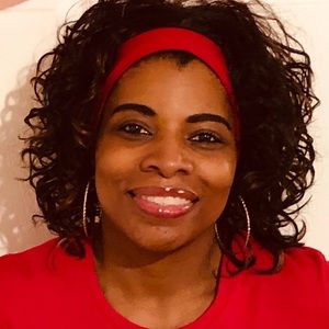 Meet your Posher, Carla